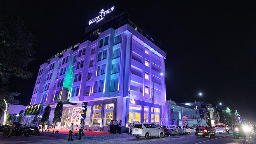 Hotel Golden Tulip Essential Jaipur Extérieur photo