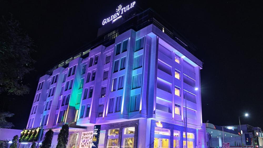 Hotel Golden Tulip Essential Jaipur Extérieur photo