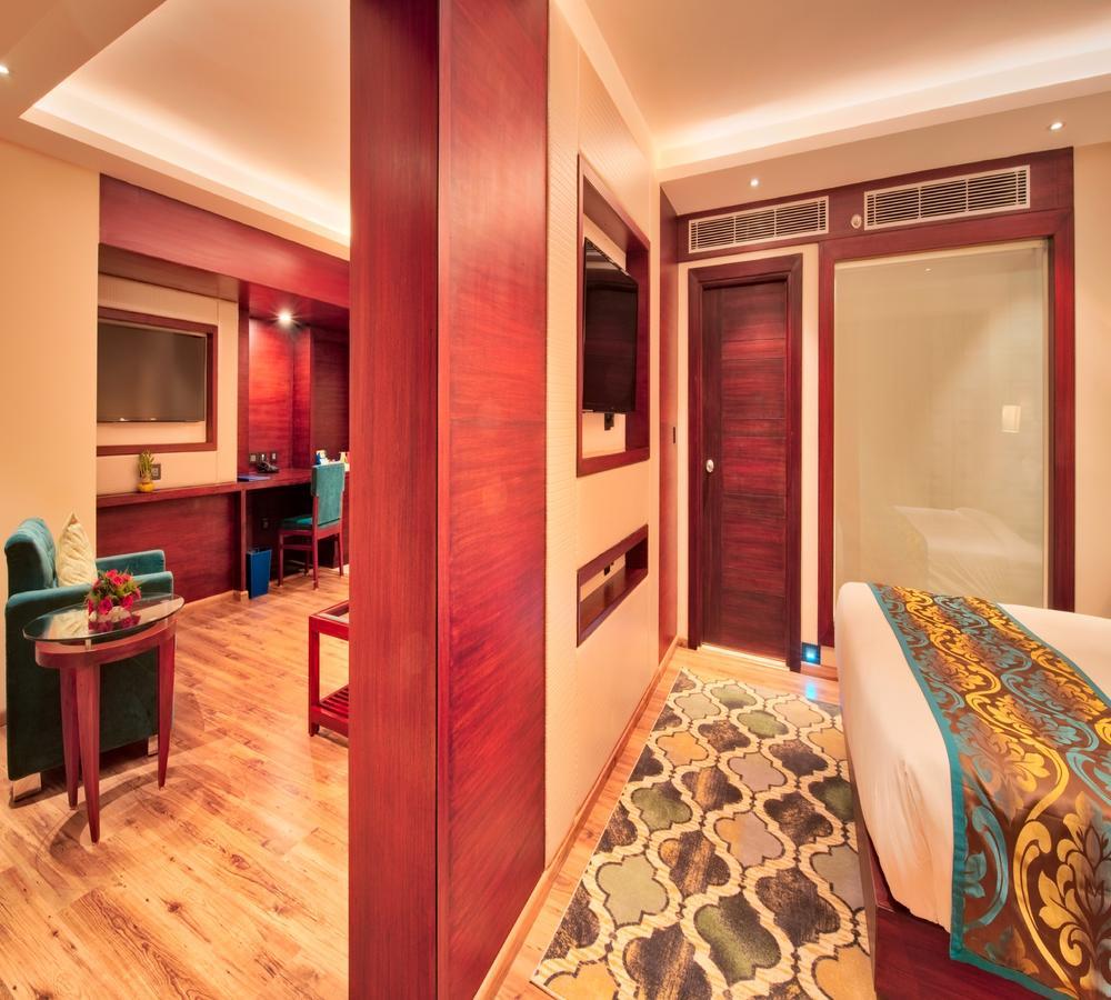 Hotel Golden Tulip Essential Jaipur Extérieur photo