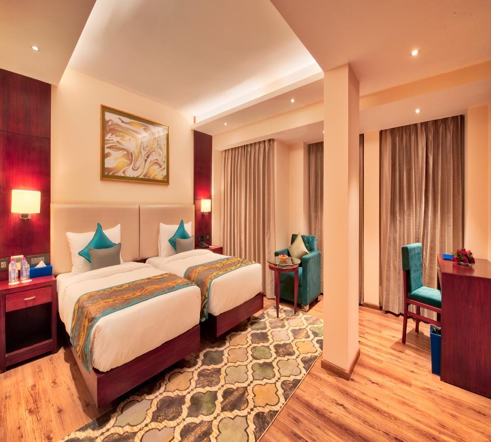 Hotel Golden Tulip Essential Jaipur Extérieur photo