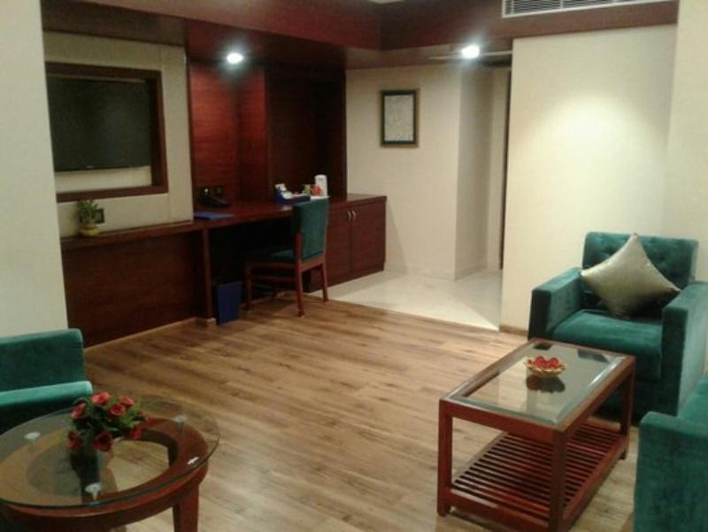 Hotel Golden Tulip Essential Jaipur Extérieur photo