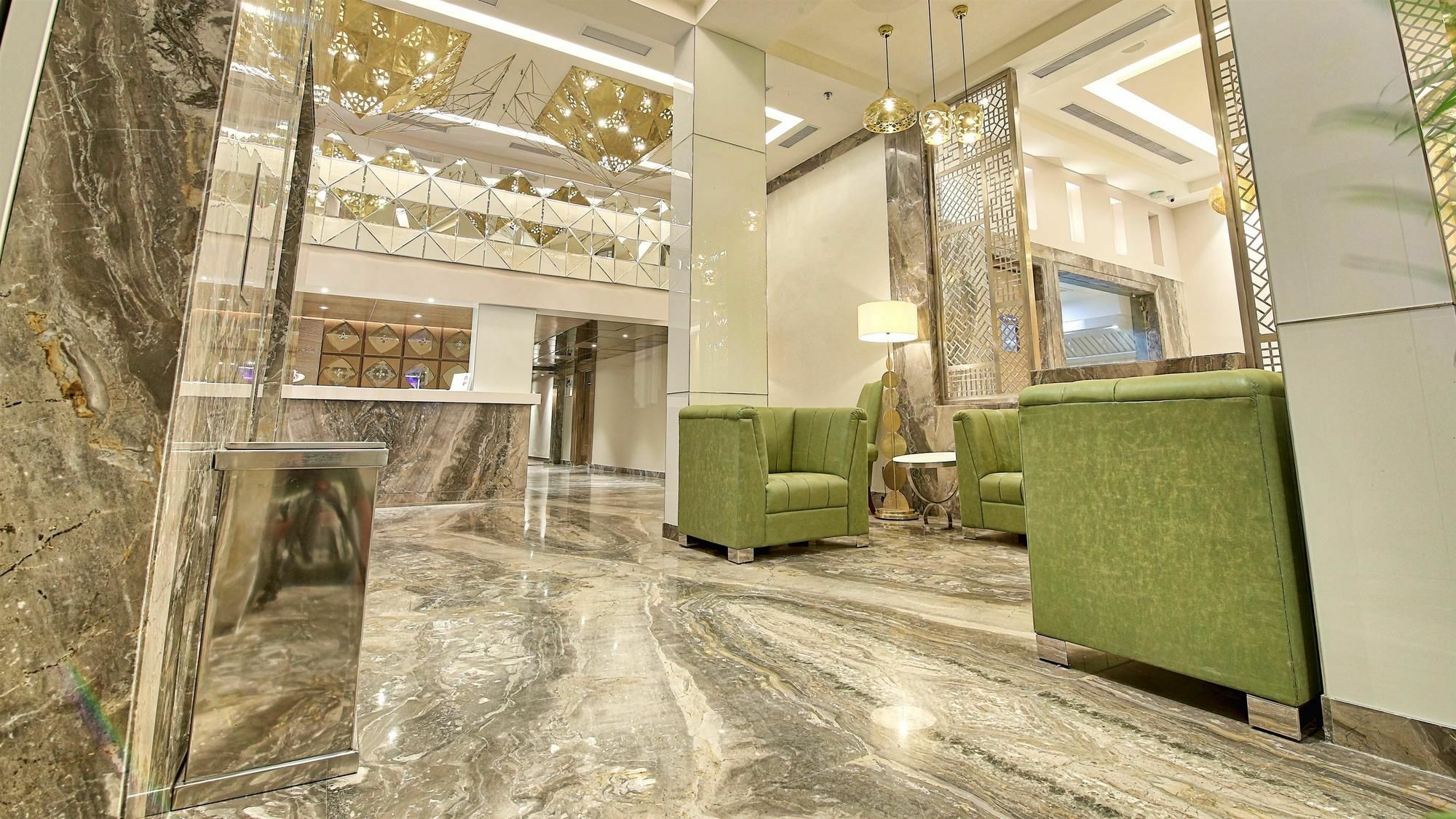 Hotel Golden Tulip Essential Jaipur Extérieur photo